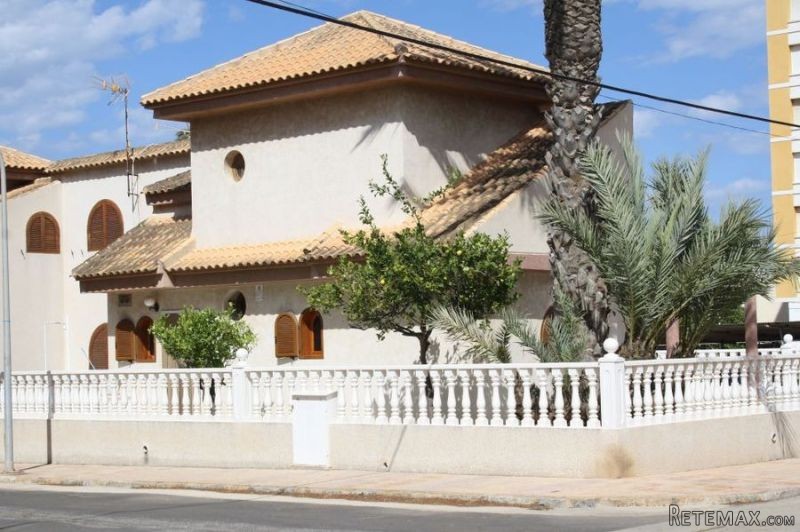 Villa for sale in Mar de Cristal