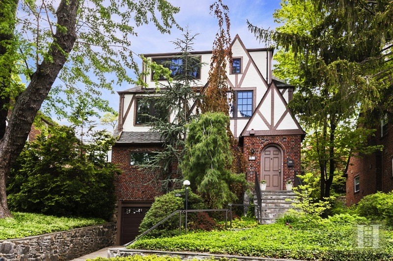 4 bedroom House For Sale: 5041..