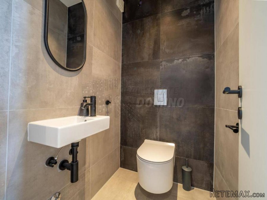 Novogradnja-luksuzna villa s pogledom na more! - 11