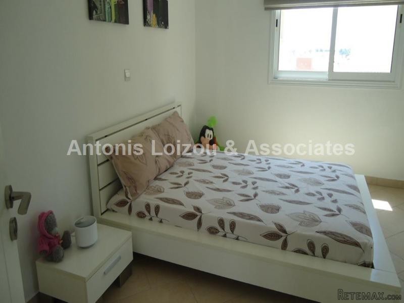 2 Bed Apartment in Universal - 2