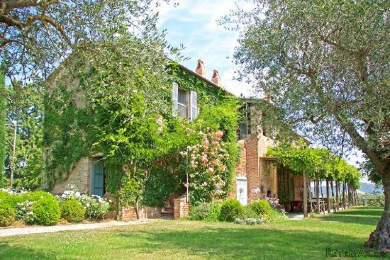 House - Umbria - For Sale