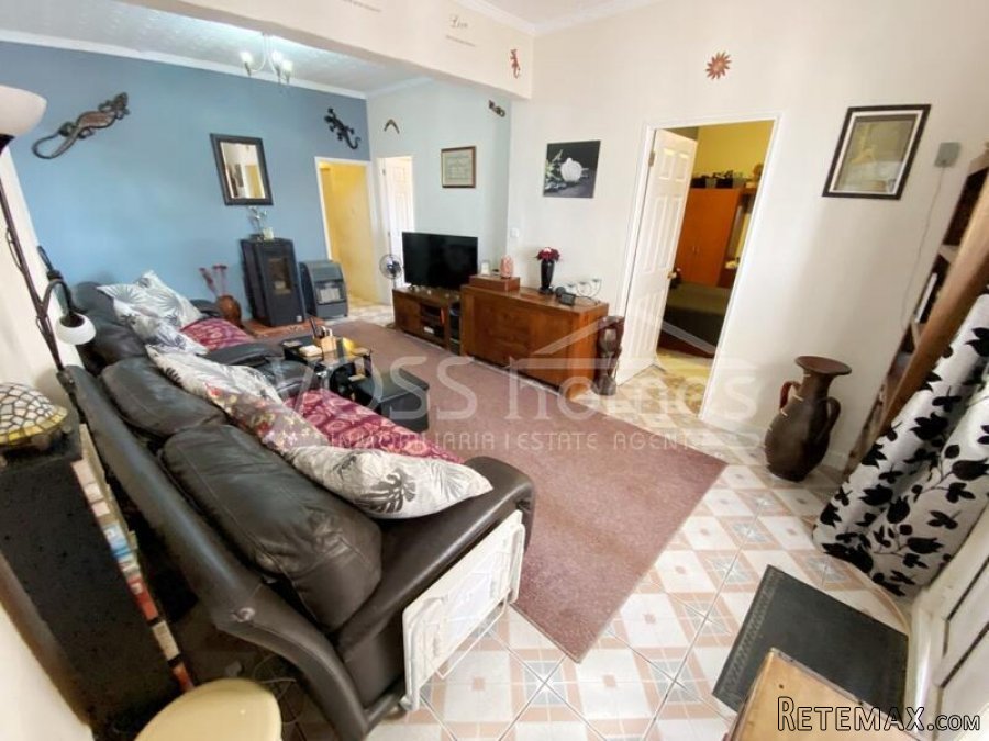 EXCLUSIVE TO VOSS HOMES - A charming, renovated country.. - 14