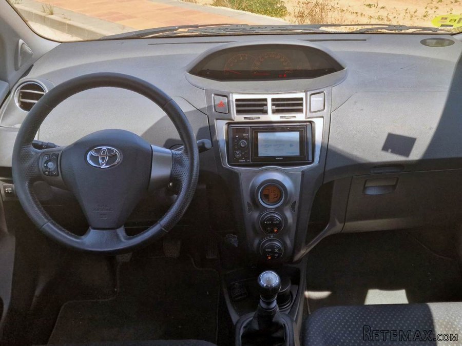 Toyota Yaris - 5