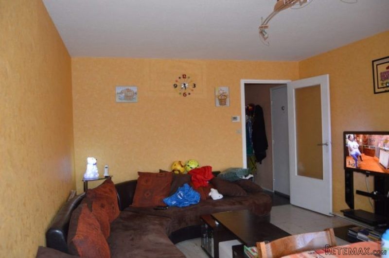 2 Bedrooms - Property - Bourgogne - For.. - 2