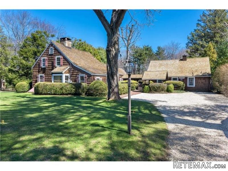 4 bedroom House For Sale: 258 HOLLOW..