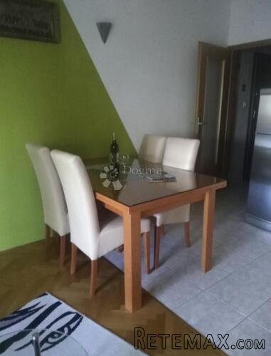 Investicijski jednosoban stan s vrtom u Trogir – potpuno nam - 3