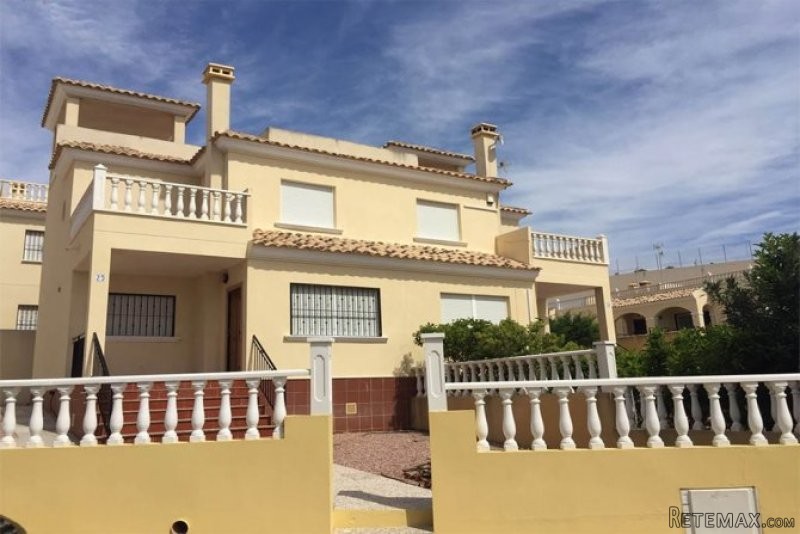3 Bedrooms - Property - Alicante - For..