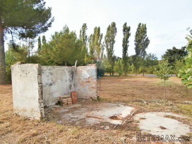 POREČ-poljoprivredno zemljište na rubu građevinske zone - 2