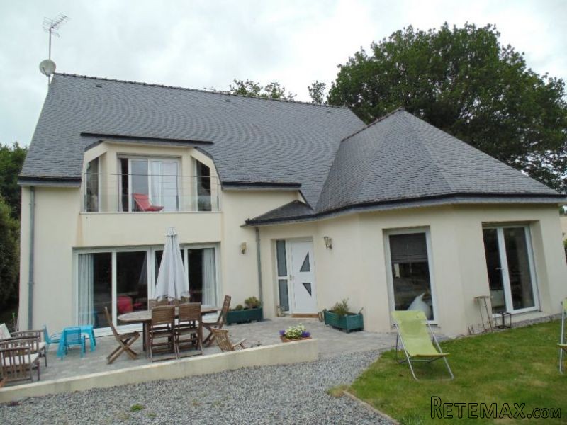 Architect Designed 4 Bedroom House