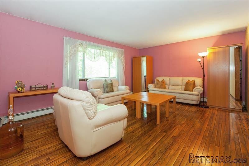 3 bedroom House For Sale: 52 Papania.. - 2