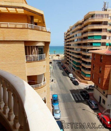 Great beautiful apartment located on the 4th floor with..