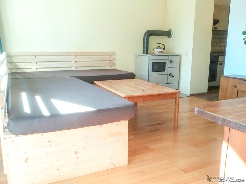 Spacious 2-Room Apartment In Schuttdorf - 2