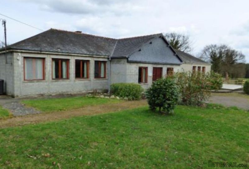 Detached House with One Hectare