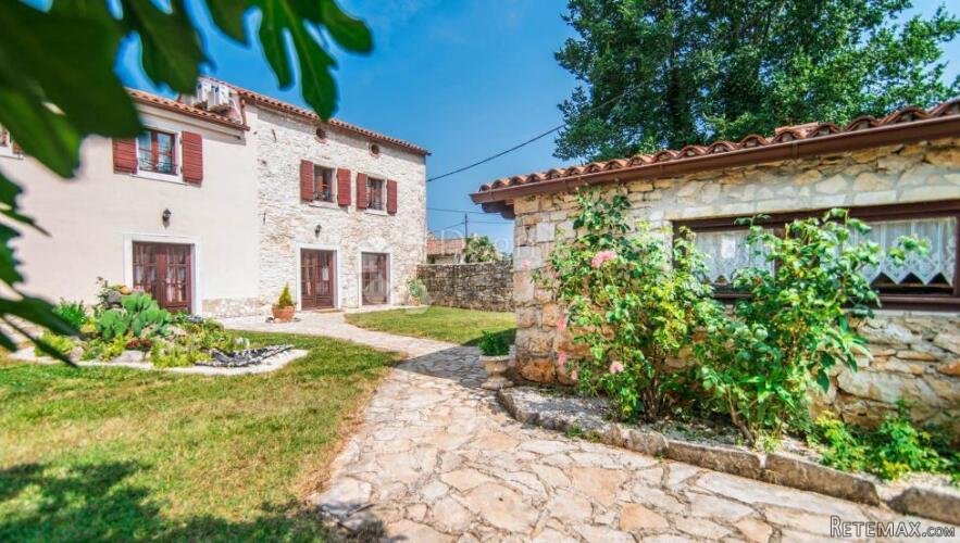 Kamena kuća na mirnoj lokaciji - 3