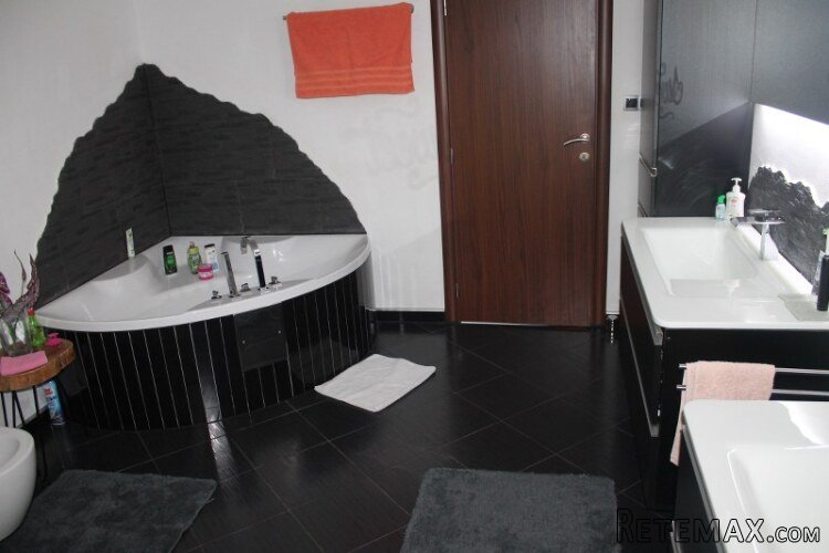 Moderna i stilski uređena kuća za odmor - 3