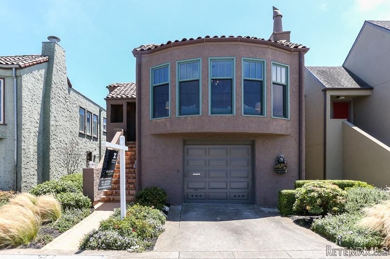 3 bedroom House For Sale: 121 Juanita..