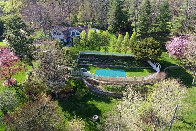 5 bedroom House For Sale: 60 Butternut.. - 2