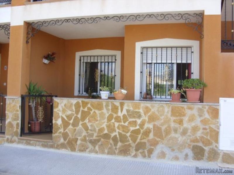 Bargain buy apartment in La Murada..