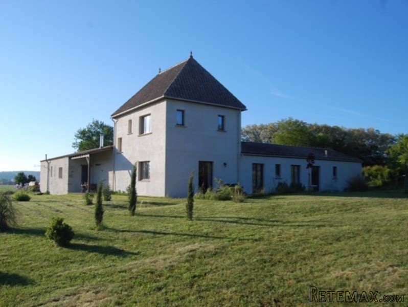 Maison De Maitre In Countryside Setting..