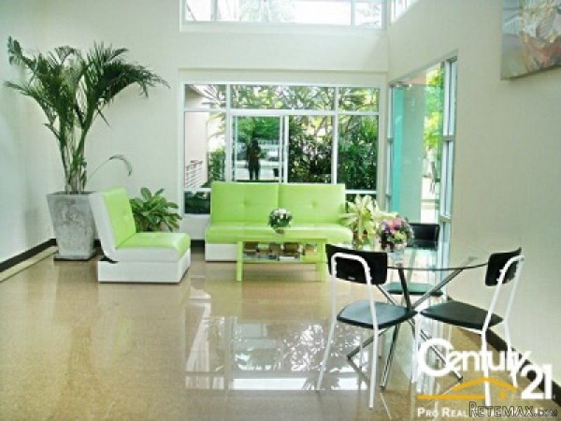 1 Bedroom Condo At Flametree Residence.. - 2