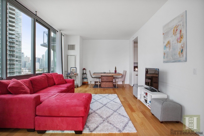1 bedroom Apartment For Sale: 46 -30.. - 2
