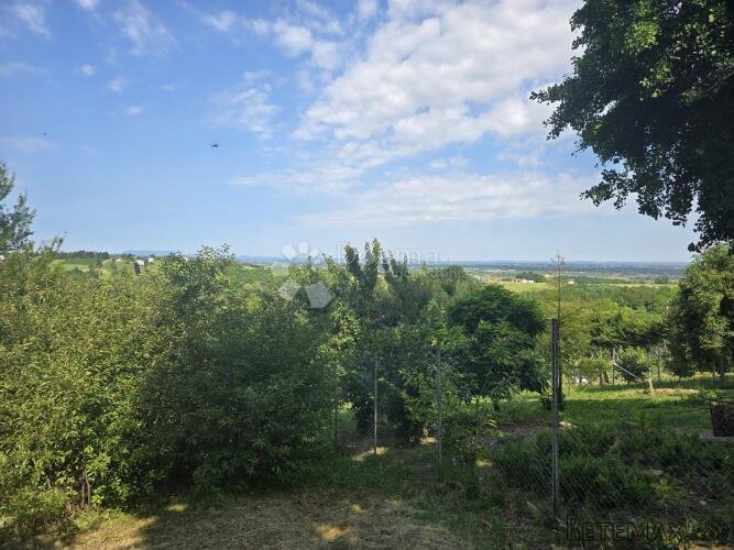 Zemljište sa dušom i pogledom