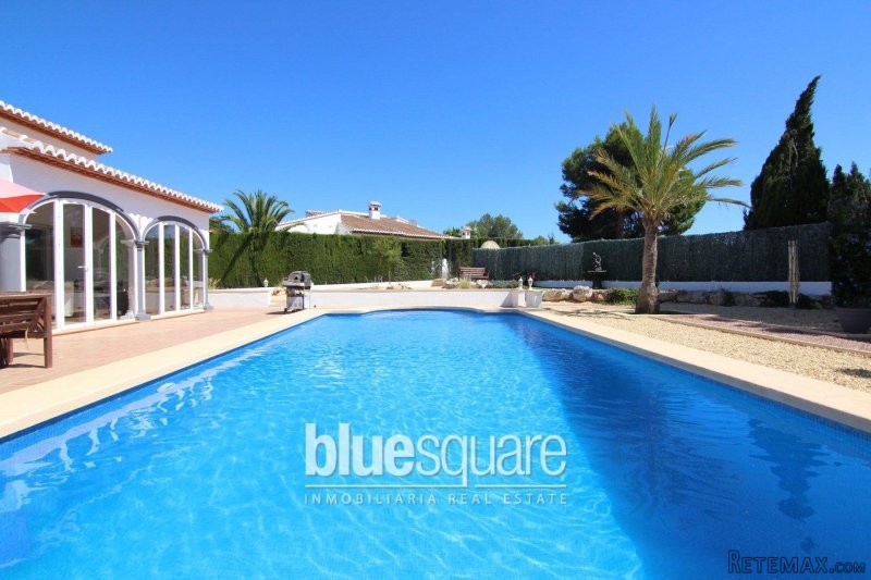 Large 4 bedroom villa with private pool.. - 2