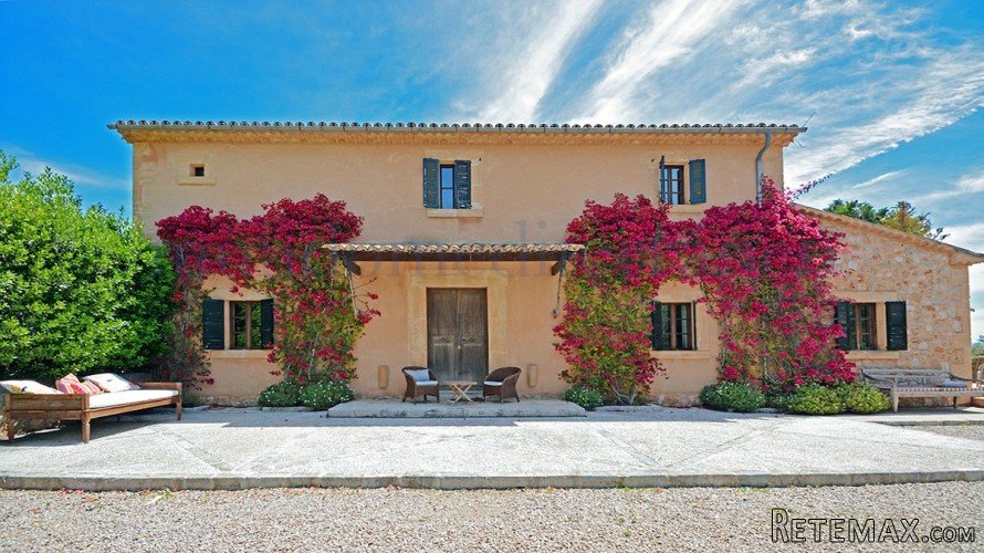 Magnificent charming villa in Ullaró, near Campanet...