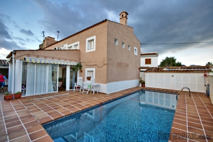 Townhouse semi-detached in the quiet area of ​​Siller . Con..