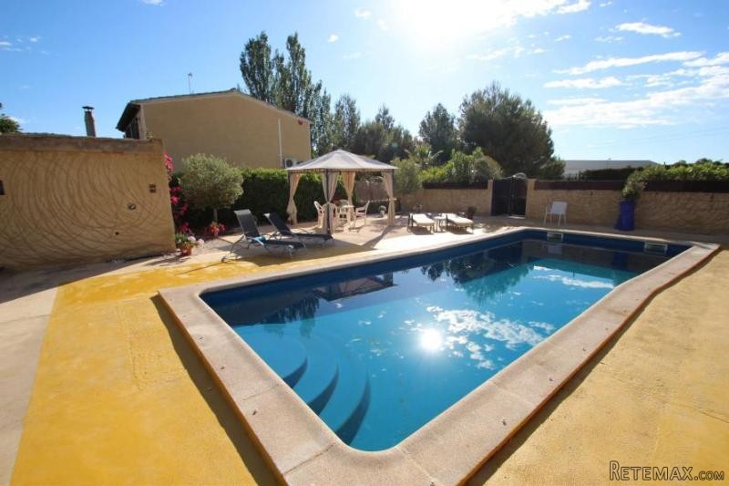 Grand Spanish country house with pool.. - 2