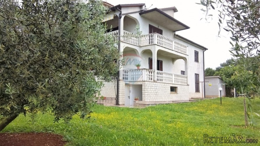 Umag, kuća sa maslenikom