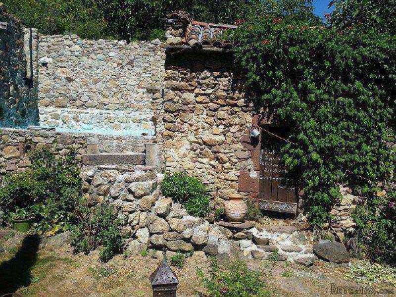 Charming Stone Home With 130 M2 Of.. - 2