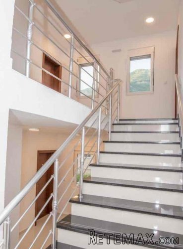 Prodaju se apartmani u Sutomoru - 3
