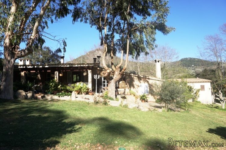 Secluded 2 bedroom cottage nestled in the tramuntana..