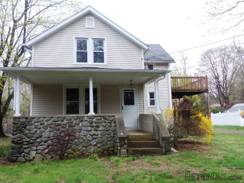 225 Riggs Street Oxford, CT, 06478 New..