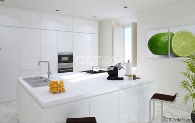 Magnificent 3 Bedroom Triplex Apartment.. - 2