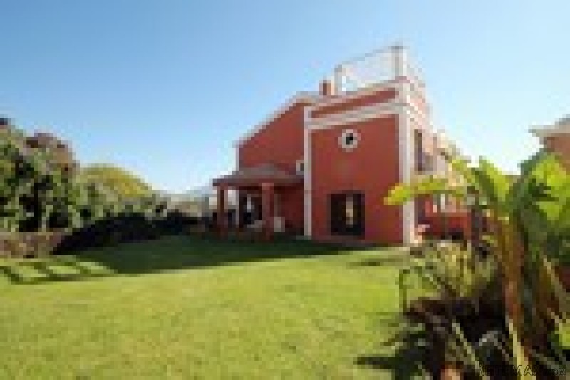 4 Bedrooms - Property - Malaga - For..