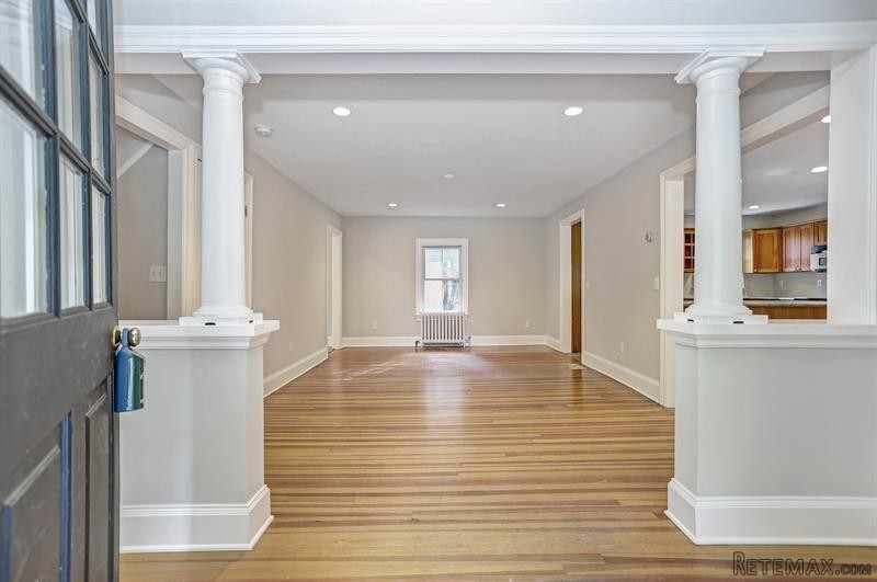 4 bedroom House For Sale: 10 Elm Street.. - 2