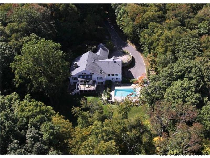 6 bedroom House For Sale: 73 TURNER..