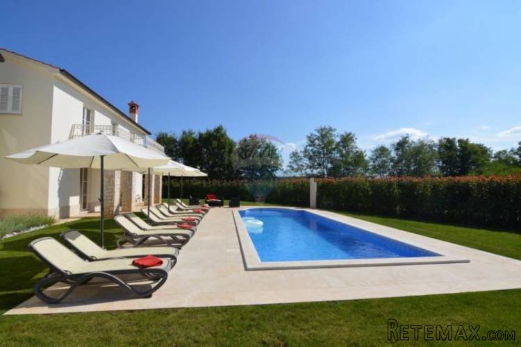 PREKRASNA NOVA VILA 350 m2 SA POGLEDOM NA MORE - 2