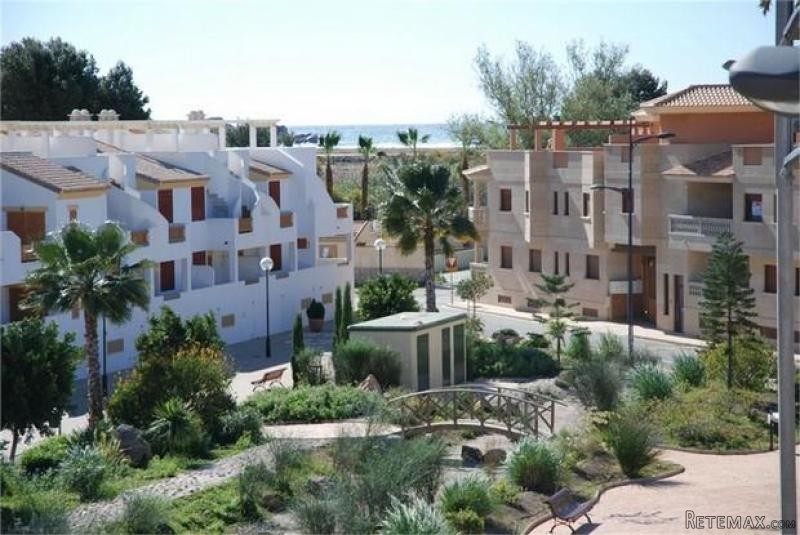 2 bedroom apartment for sale - 2