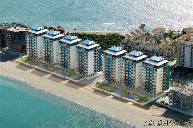 LUJOSO APARTAMENTO EN LA COSTA CÁLIDA, ubicado en La Manga..