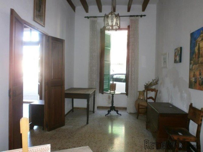 Fabulous large townhouse in the center of Selva, prime.. - 3