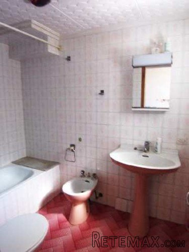 Village house in Buger, 242 m2 constructed area over two.. - 5