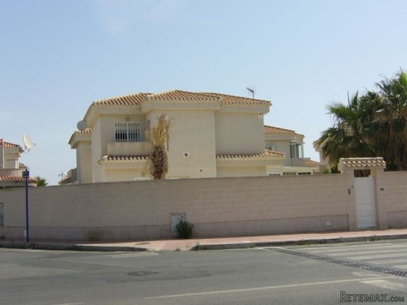 Playa Flamenca 3 Bed Detached Villa.. - 2