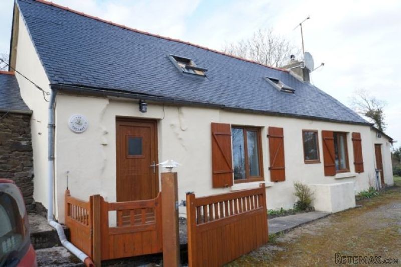 2 Bedroom Longere Cottage For Sale
