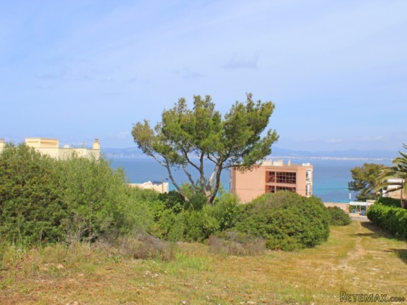 Building Plot With Fantastic Views To..