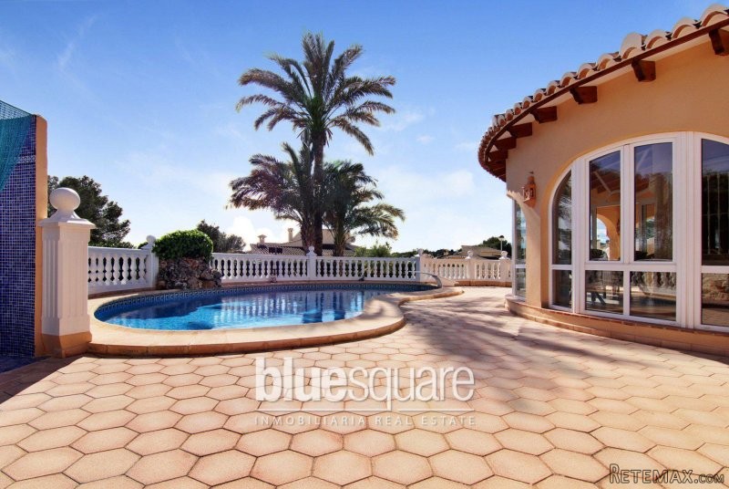 Fabulous 5 bedroom house very close to.. - 2