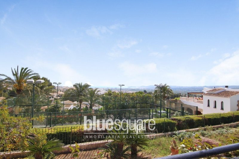 Villa with separate apartment near the.. - 2