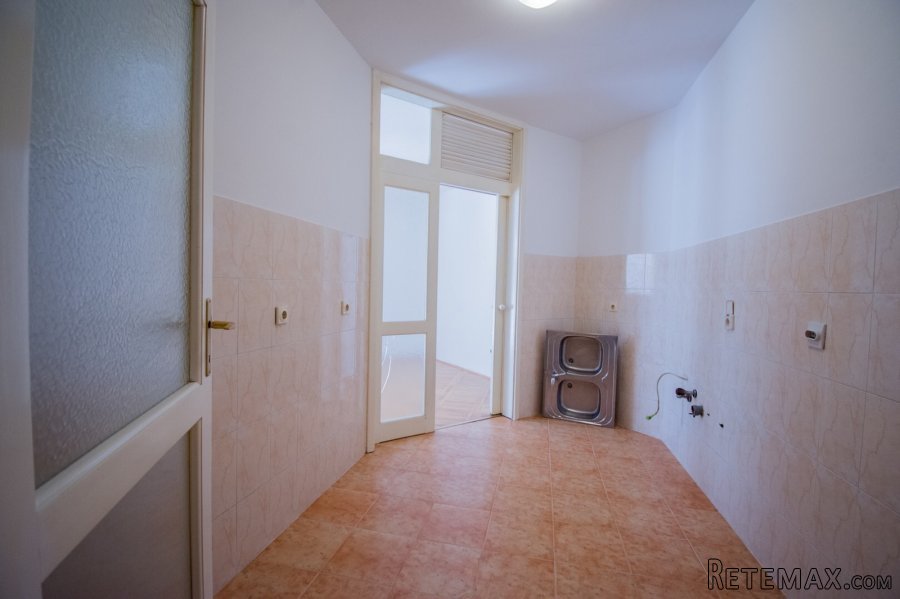 Prodajem stan u Podgorici-Stari Aerodrom 70m2 - 7